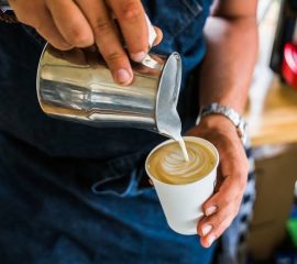 Koffie of Thee als Traktatie op Kantoor